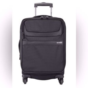 Gently used Genius Pack G4 22" 4-Wheel Carry-On Luggage - Coal Black